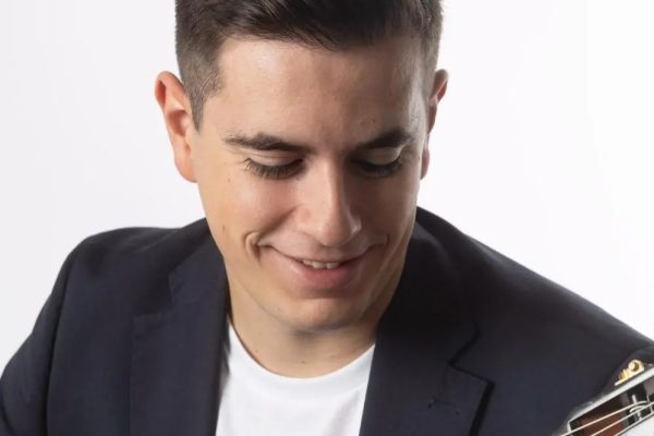 EMANUELE PAULETTA, chitarra